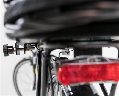 Trixie fietsmand met draadkoepel achterop zwart